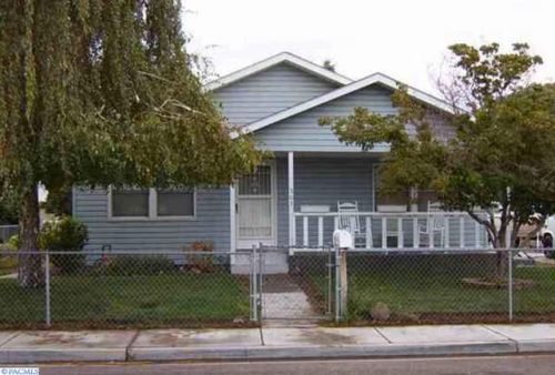 503 Smith Ave, Richland, WA 99352-3863