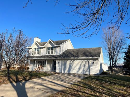 477 Beth Ct, Green Bay, WI 54311-7569