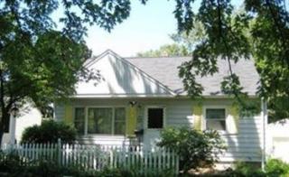 138 Woodhill Dr, Vermilion, OH 44001-1614