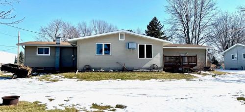 1405 Kausrud St, Rusk, WI 54751-4717