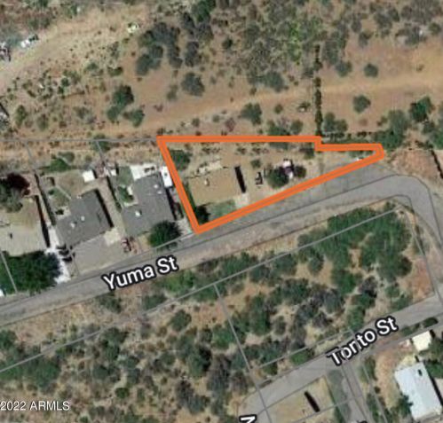 951 Yuma St, Globe, AZ 85501-1155