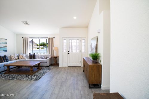 850 Los Altos Dr, Chandler AZ  85224-6945 exterior