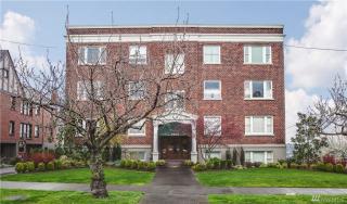 1902 Bigelow Ave, Seattle WA  98109-2621 exterior