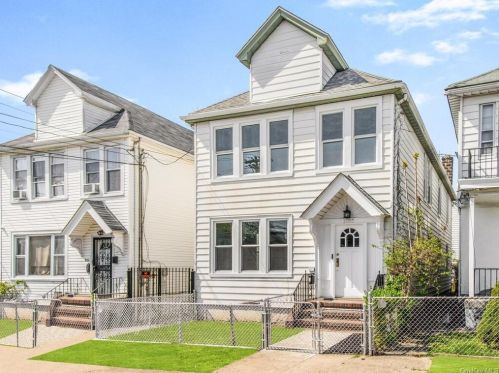 1035 241st St, Bronx, NY 10466-1040