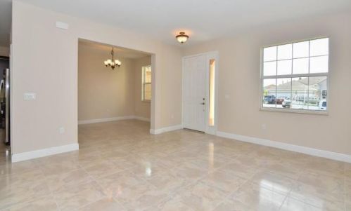 133 Hawthorne Cir, Fort Pierce, FL 34953-3524