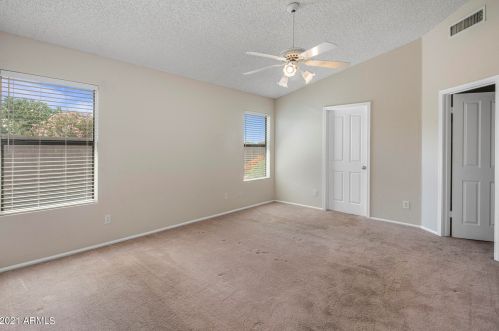 18801 8th Pl, Phoenix AZ 85042-4304 exterior