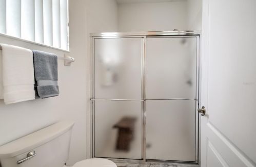 2217 Preservation Green Ct, Ruskin FL  33573-4418 exterior