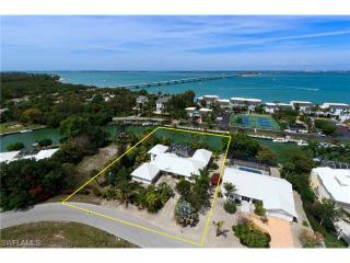 830 Limpet Dr, Sanibel, FL 33957-3806