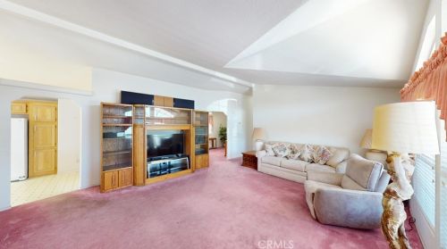 9850 Garfield Ave, Huntington Beach, CA 92646-2402
