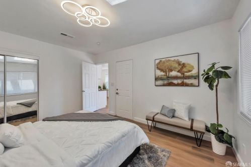 1244 106th Ave, Oakland CA  94603-3814 exterior