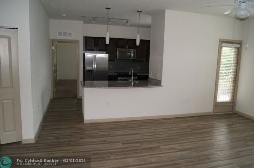 4045 Central Gardens Way, West Palm Beach, FL 33418-4036