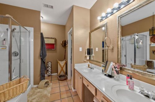 1612 Marble Cove Ln, Denton TX  76210-5820 exterior