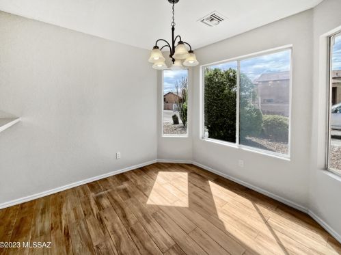 7951 Wild Primrose Ave, Tucson, AZ 85747-5389