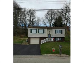202 Oak St, Manor PA  15665-9714 exterior