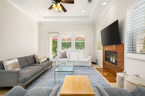 57389 Via Vis, La Quinta CA  92253-5033 exterior