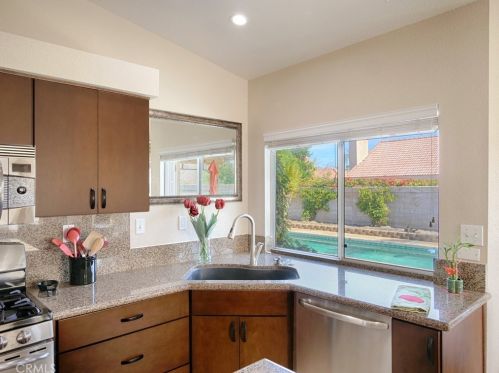 45160 Bridgette Way, La Quinta CA  92253-7200 exterior