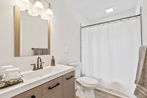 2810 California Ave, Pittsburgh PA 15212-2503 exterior