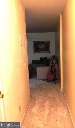 8004 Westview Rd, Wilmington, DE 19802-1703
