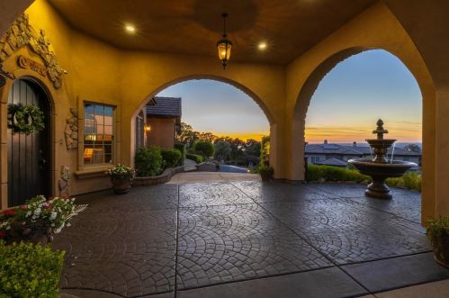 2940 Capetanios Dr, Folsom CA  95762-4601 exterior