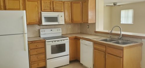 9406 Keating Dr, West Palm Beach FL  33410-5956 exterior
