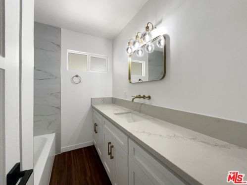 8050 Cherrystone Ave, Van Nuys CA  91402-5415 exterior