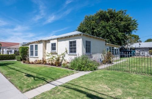 25438 Narbonne Ave, Lomita, CA 90717-2124