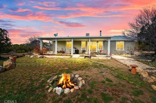 30566 Chihuahua Valley Rd, Warner Springs, CA 92086-9217