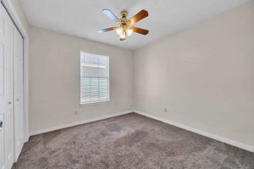 1916 Summer Hills Ln, Fort Walton Beach FL  32547-7036 exterior