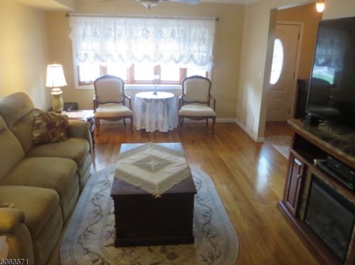 680 Avenue A, Bayonne NJ  07002-1808 exterior