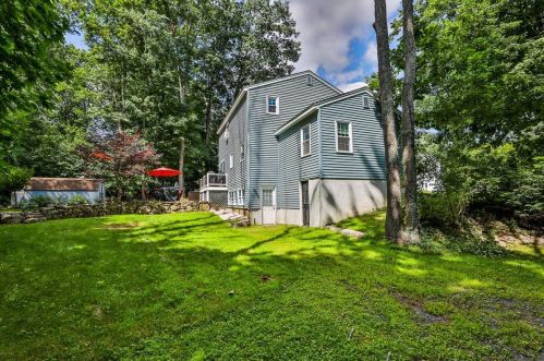 3 Trina Rd, Salem NH  03079-2077 exterior