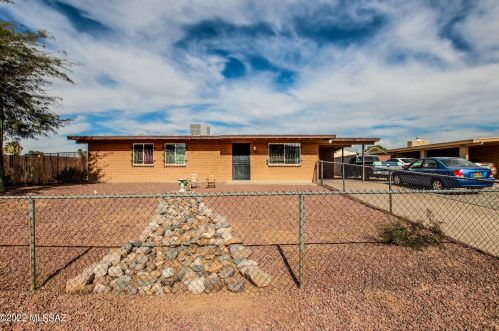 3762 Massingale Rd, Tucson, AZ 85741-2066