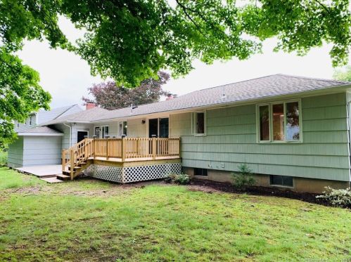 134 Jacqueline Dr, Bristol, CT 06010-3314