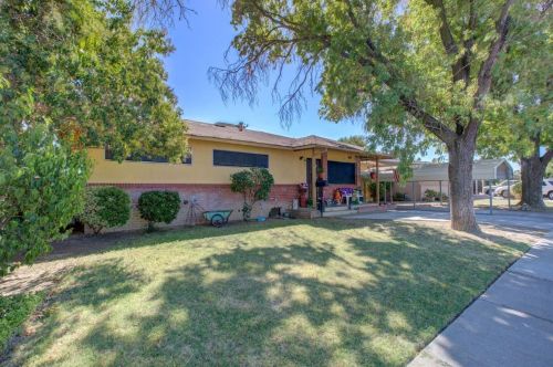 742 Arizona Ave, Los Banos, CA 93635-3503