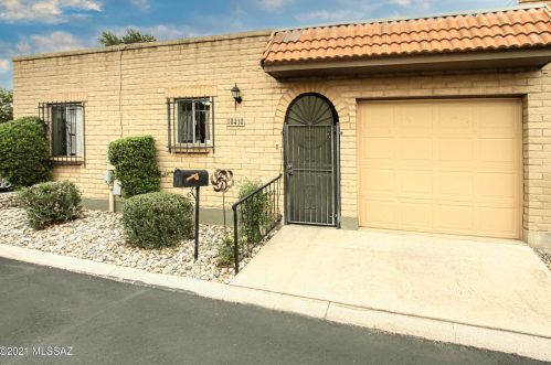 8410 Cypress Point Ln, Tucson, AZ 85710-7108