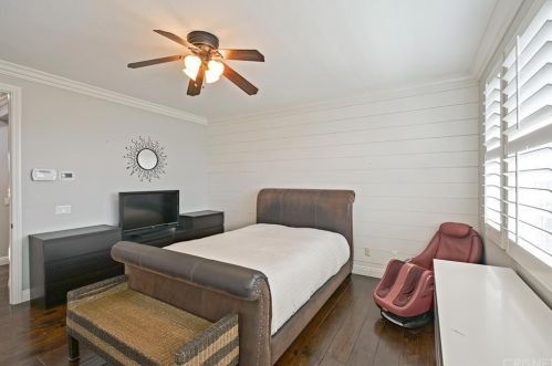 24306 Foxglove Pl, Santa Clarita CA  91354-4922 exterior