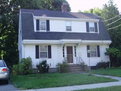 122 Albemarle Rd, Newton, MA 02460-1135
