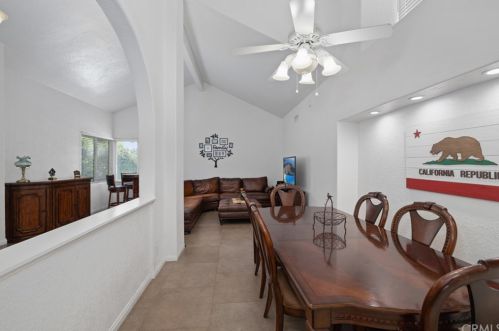 1373 Cody Ct, Upland CA  91786-2123 exterior