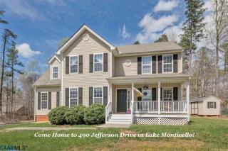490 Jefferson Dr, Bybee, VA 22963-2903