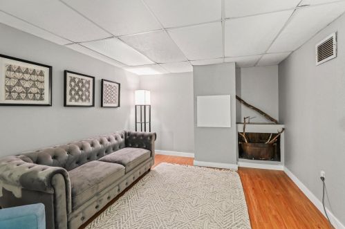 3449 87 St, Milwaukee WI 53224-4036 exterior