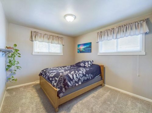 1438 10th St, Manitowoc WI  54220-5700 exterior