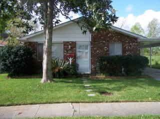 2966 Glenbrook Dr, Gretna, LA 70056-7912
