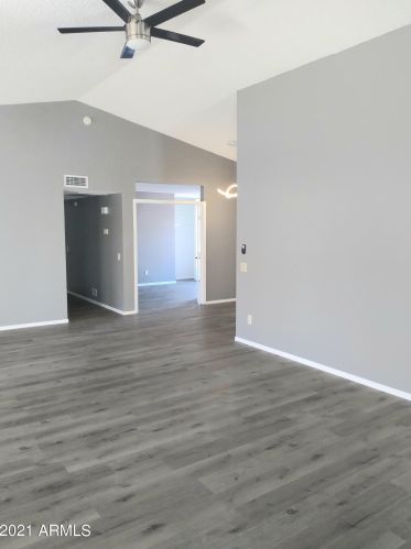 1569 Torrey Pines Ln, Chandler AZ  85249-8523 exterior