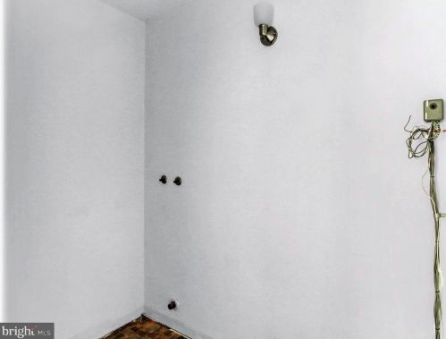 822 Broadway, Hanover PA  17331-2015 exterior