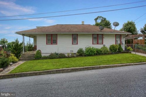 20 Beale Ave, West Enola, PA 17025-2803