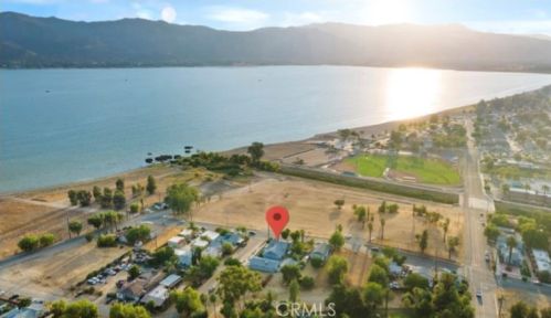 228 Spring St, Lake Elsinore CA  92530-4103 exterior