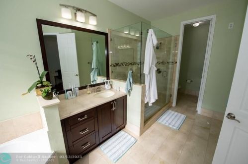 3511 145th Ave, Hollywood FL  33027-3726 exterior