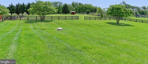 12760 Beebe Ct, Lovettsville VA  20180-2778 exterior