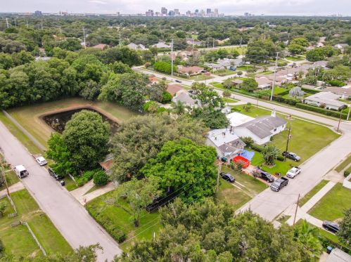 2324 Dawley Ave, Orlando, FL 32806-5115