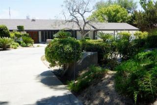 1162 Fowler Ave, Fresno, CA 93727-6516