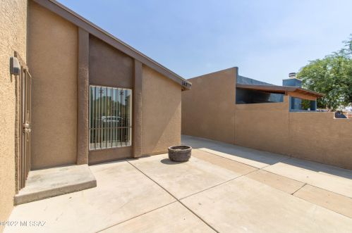 142 Wedwick St, Tucson, AZ 85706-3178